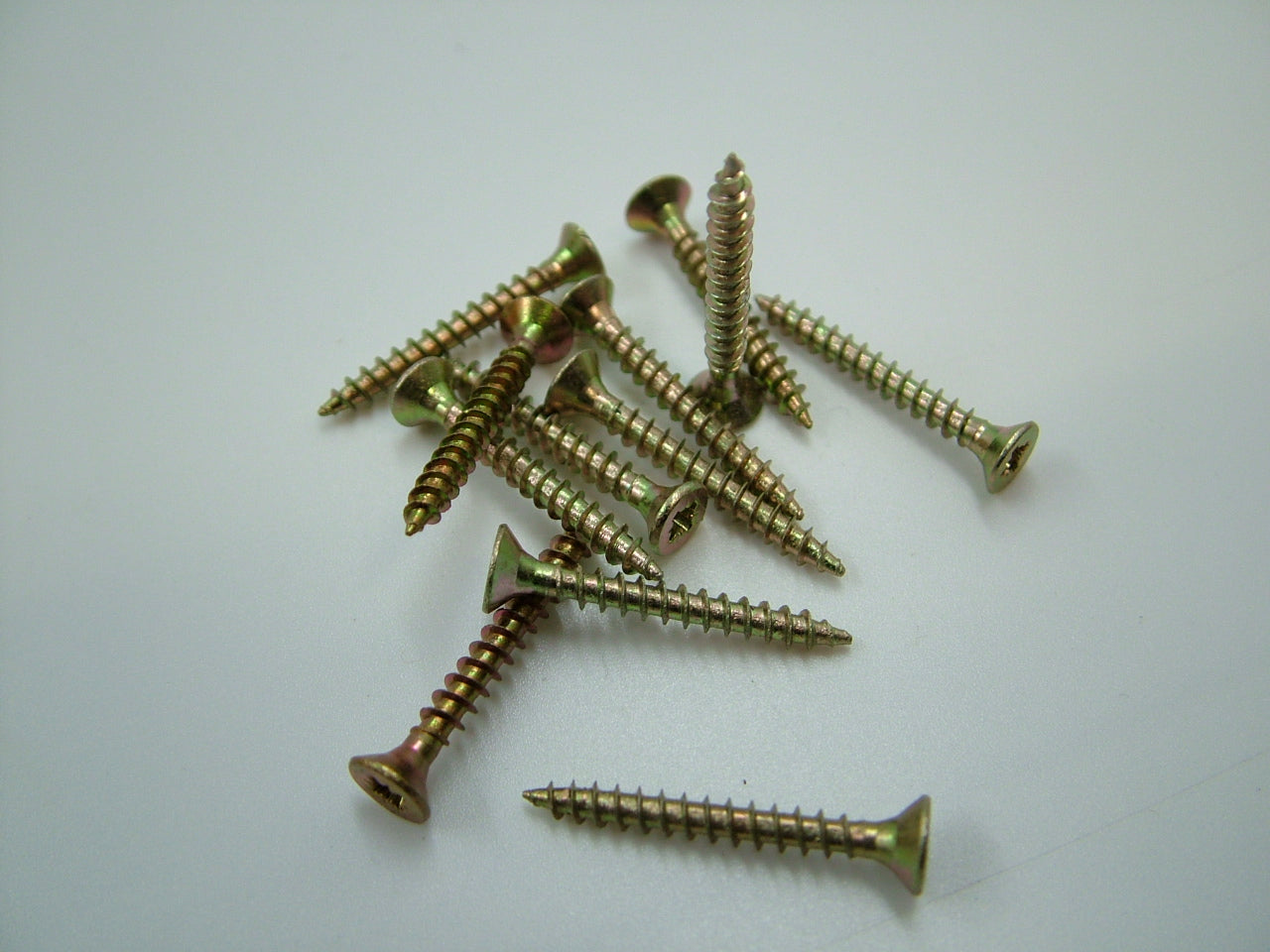 Multipurpose/chipboard screws 3.0 x 25mm, box of 200