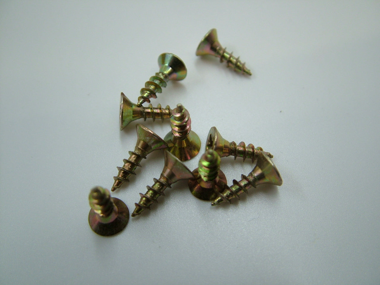 Multipurpose/chipboard screws 3.5 x 13mm, box of 200