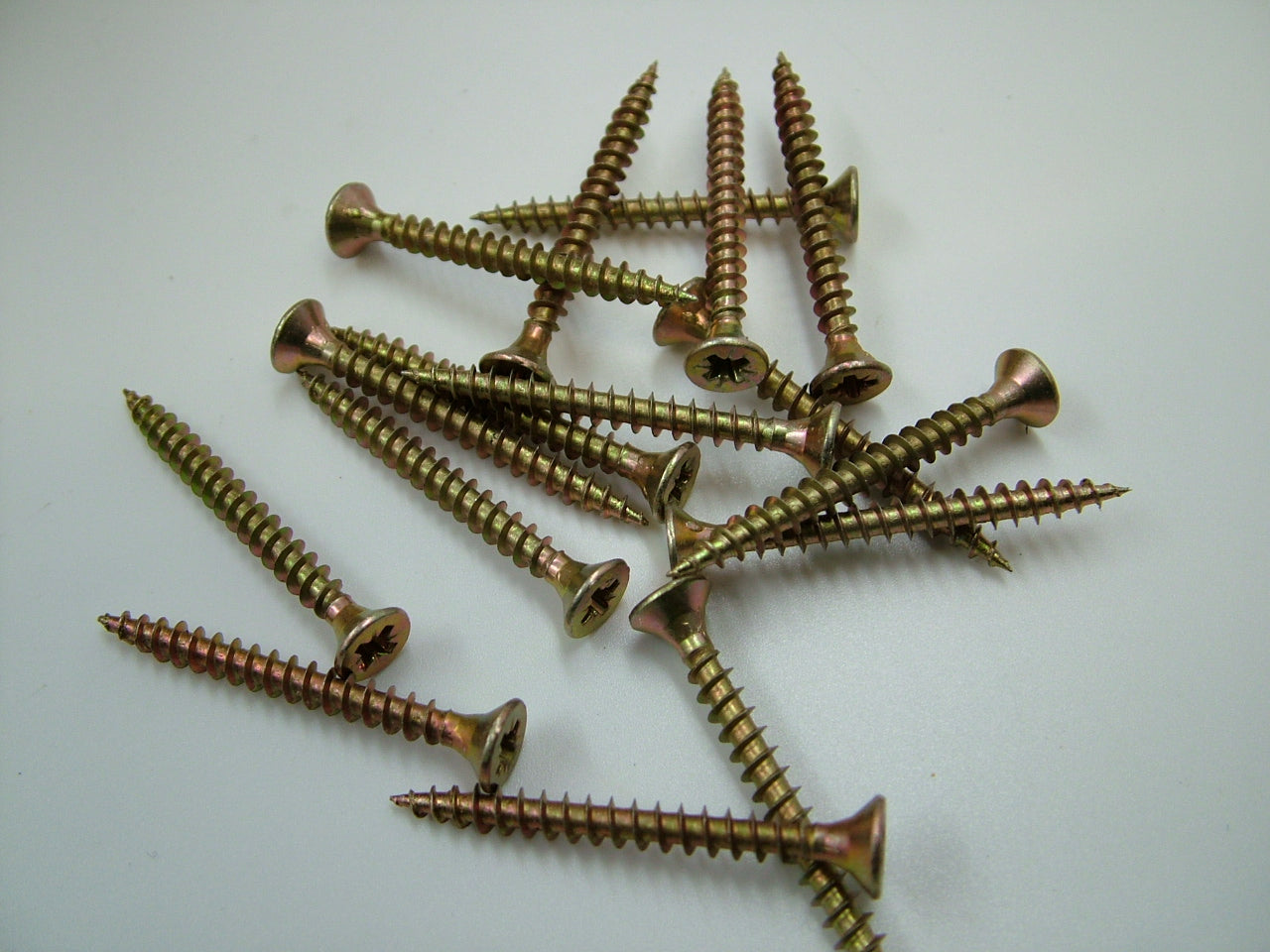 Multipurpose/chipboard screws 4.0 x 40mm, box of 200